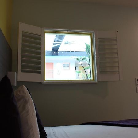 Worthington Of Logan Hotel Bagian luar foto