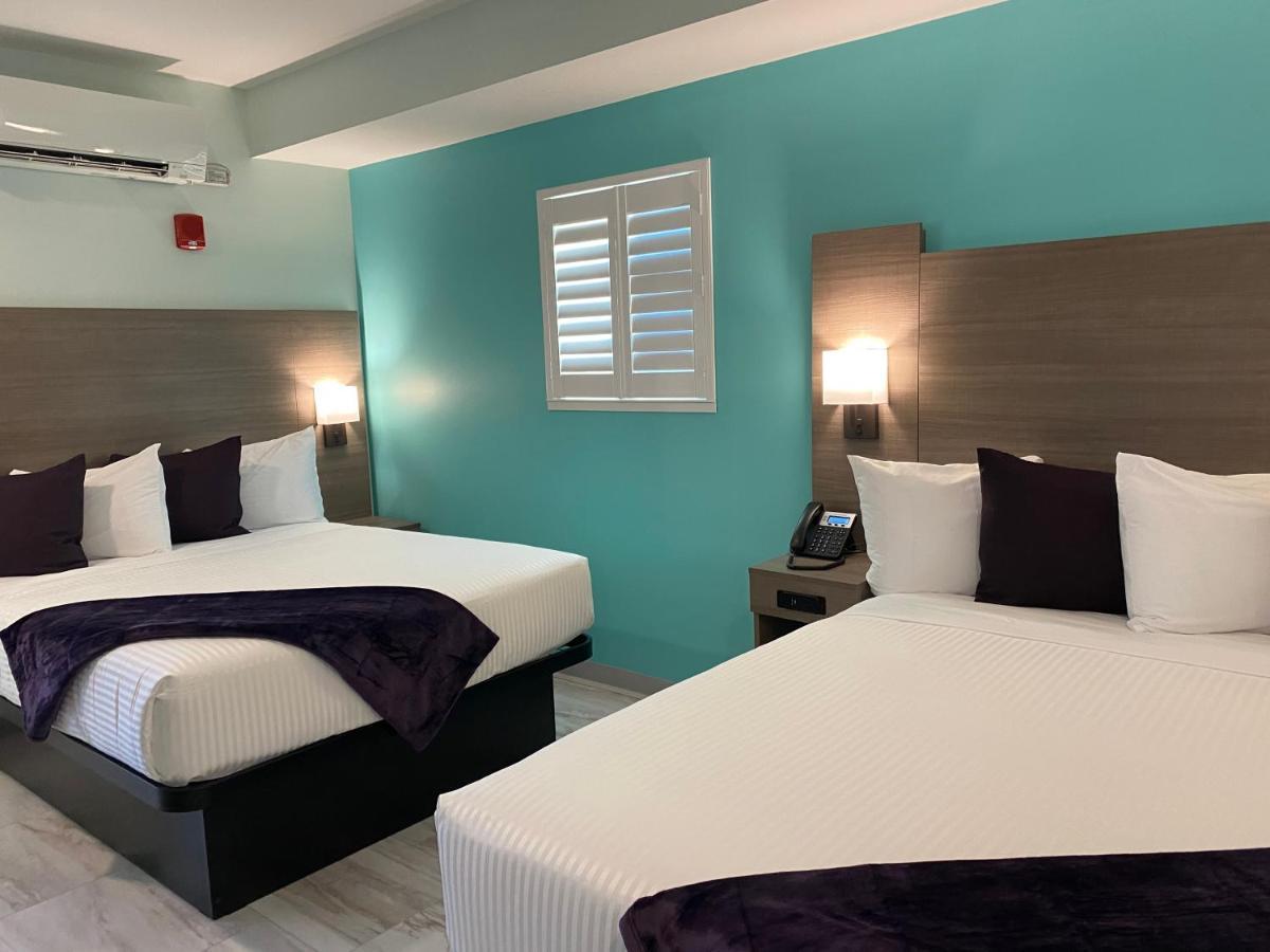 Worthington Of Logan Hotel Bagian luar foto