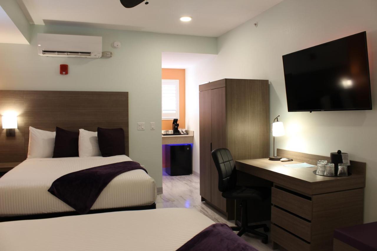 Worthington Of Logan Hotel Bagian luar foto