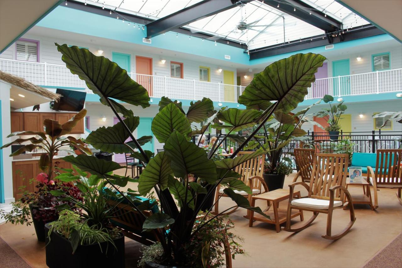 Worthington Of Logan Hotel Bagian luar foto